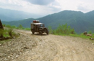 1998 - unterwegs per Jeep nach Surkhet - West-Nepal: Landschaft