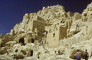 1998 - Aufstieg zur Zitadelle - West-Tibet: Sehensw&uuml;rdigkeiten