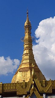 Spitze der Sule Pagode - Zentral-Myanmar: Sehensw&uuml;rdigkeiten
