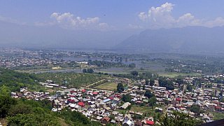 Aussicht vom Hari Parbat Fort &uuml;ber den Dal See - Jammu & Kashmir: Landschaft