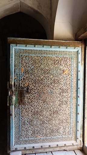 Eingngstor zur Kirche des St. Stephanus Klossters - Nord-Iran: Sehensw&uuml;rdigkeiten