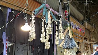 Gei&szlig;eln zum Verkauf im Bazar in Marageh - Nord-Iran: Land und Leute