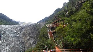 Letzter Anstieg zum Lotus Kloster - S&uuml;d-Ost-Tibet: Landschaft