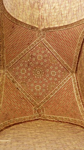 &Uuml;berw&ouml;lbter Rundgang des Oldjeitu-Mausoleum in Sultaniye - Nord-Iran: Sehensw&uuml;rdigkeiten