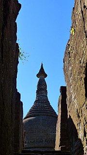 Die Paagode des Kho Thaung Tempels in Mrauk U - West-Myanmar: Sehensw&uuml;rdigkeiten