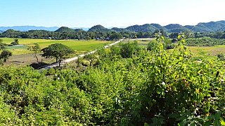 Blick von der Pizi Pagode &uuml;ber die Landschaft - West-Myanmar: Sehensw&uuml;rdigkeiten