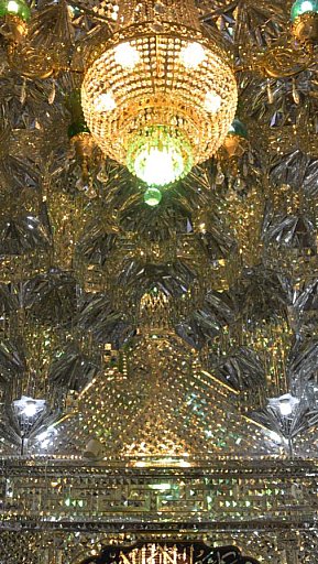 Grabhalle im Mausoleum Imamzadeye Hussain in Qazvin - Nord-Iran: Sehensw&uuml;rdigkeiten