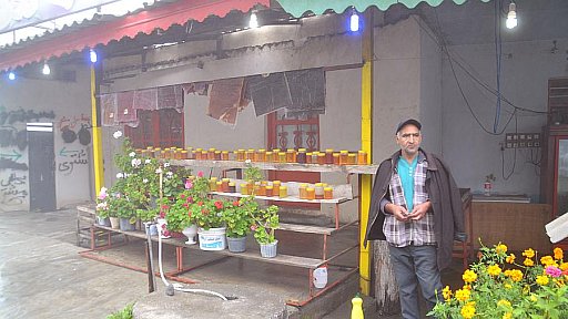 Teestube an der Strecke von Bandar Anzali nach Ardebil - Nord-Iran: Land und Leute