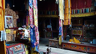 Gebetsraum im Rangdum Kloster - Zanskar: Sehensw&uuml;rdigkeiten