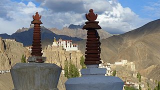 Blick auf das Lamayuru Kloster in Ladakh - Ladakh: Sehensw&uuml;rdigkeiten