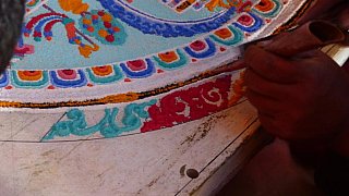 Erstellen eines Sandmandalas - Ladakh: Land-und-Leute
