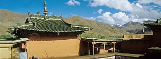 2006 - Die gr&uuml;nen Ziegeld&auml;cher des Kloster Shalu - Zentral-Tibet: Sehensw&uuml;rdigkeiten