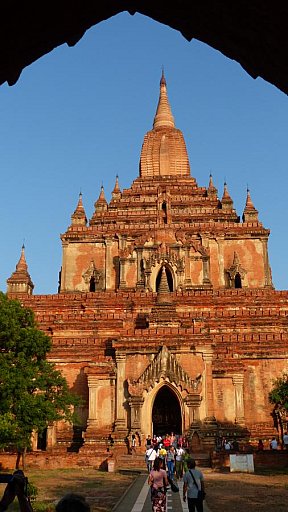 Htilominlo Tempel in Bagan - Zentral-Myanmar: Sehensw&uuml;rdigkeiten