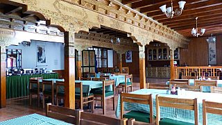 Hotelrestaurant im Lharimo Hotel - Ladakh: Essen & Schlafen