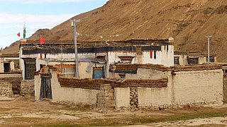 Traditionelles tibetisches Haus - Zentral-Tibet: Land und Leute