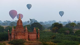 Tempel mit 4 Ballons - Zentral-Myanmar: Sehensw&uuml;rdigkeiten