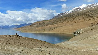 Das Ende der Stra&szlig;e mit Blick &uuml;ber den Tso Moriri - Ladakh: Landschaft