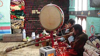 Gebetszeremonie in Laya - Thimphu-Punakha: Land und Leute