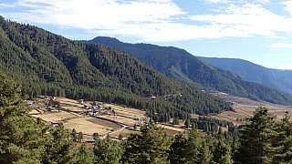 Ausblick &uuml;ber das Phobjikha-Tal - Zentral-Bhutan: Landschaft