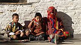 Atsaras - Clown beim Lhuentse Tsechu Fest - Ost-Bhutan: Land und Leute
