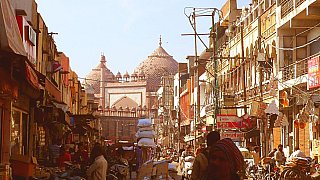 Jami Masjid Moschee in Agras Altstadt - Uttar Pradesh: Sehensw&uuml;rdigkeiten