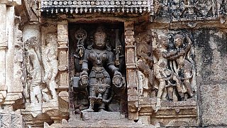 Reliefs am Shiv Mandir Tempel in Borhamdeo - Chhattisgarh: Sehensw&uuml;rdigkeiten