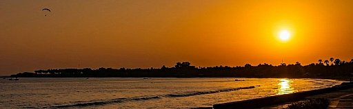 Sonnenuntergang am Nagoa Strand - Gumerat - Landschaft