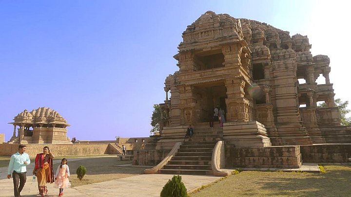 Sas Bahu Tempel - Madhya-Pradesh: Sehensw&uuml;rdigkeiten