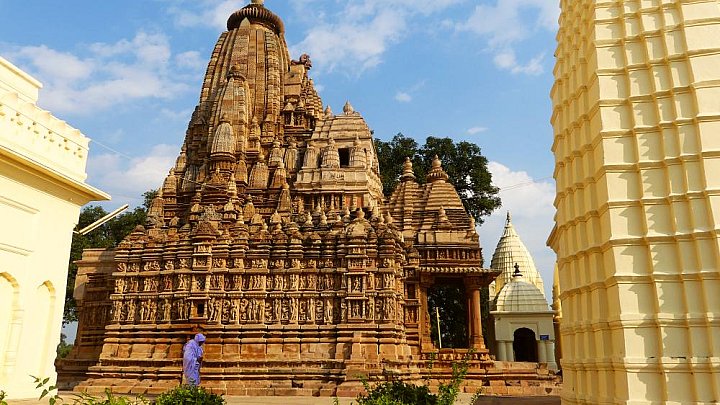 &ouml;stliche Tempelgruppe in Khajuraho - Madhya-Pradesh: Sehensw&uuml;rdigkeiten