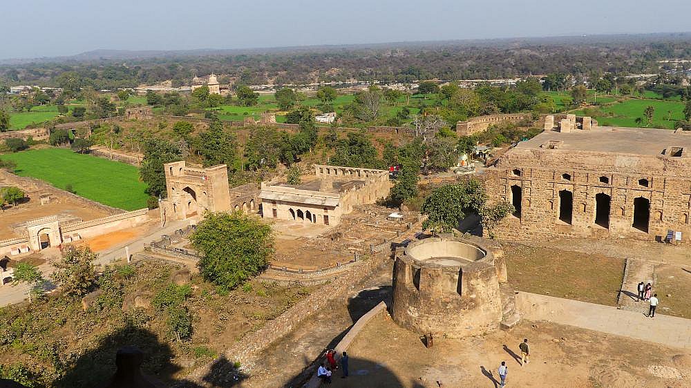 Ausblick vom Orcha Fort - Madhya-Pradesh: Sehensw&uuml;rdigkeiten