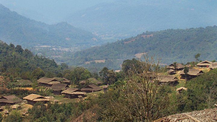 Adi-Dorf in Arunachal Pradesh - Indien - Nordosten - Land und Leute