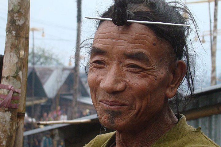 Apathani-Mann in Arunachal Pradesh - Indien - Nordosten - Land und Leute