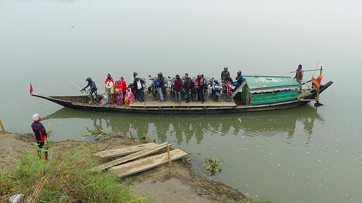 F&auml;hre nach Majuli Island - Indien - Assam - Land und Leute