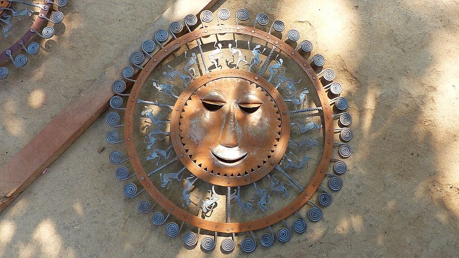 Sonnenbildnis aus Kumharpara  - Chhattisgarh: Land-und-Leute
