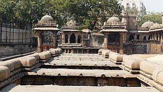 Stufenbrunnen Bav Harir Vav in Ahmedabad - Gujarat - Sehensw&uuml;rdigkeiten