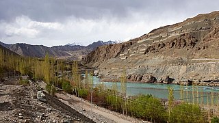 Der Indus bei Alchi - Ladakh: Landschaft