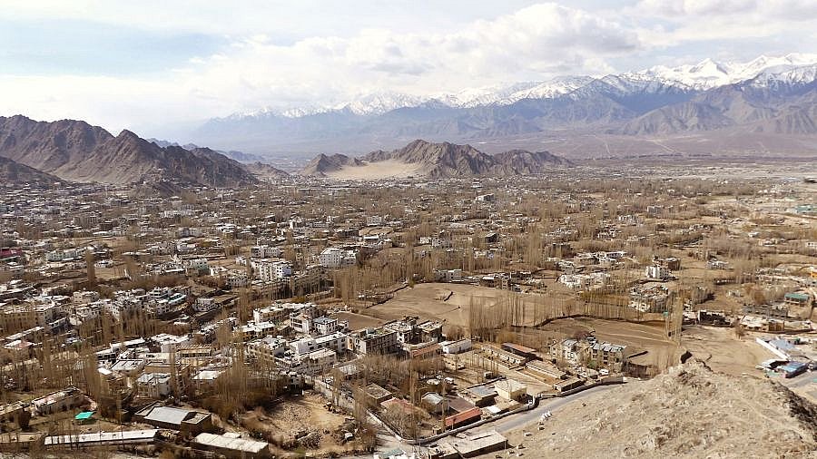 Blick &uuml;ber Leh und das Indus-Tal - Ladakh: Landschaft