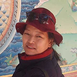 Reiseleiterin Dolma in Ladakh - Ladakh: Land-und-Leute