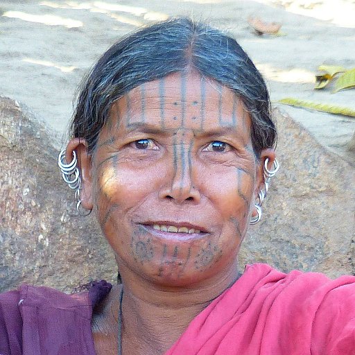 Desia Kondh-Frau mit Gesichtst&auml;towierung - Chhattisgarh: Land-und-Leute