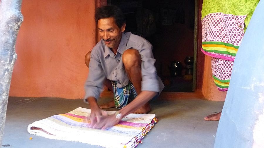 Weber im Dorf Bahirpada - Chhattisgarh: Land-und-Leute