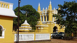 Pavillon im Dhenkanal Palace Hotel - Chhattisgarh: Essen & Schlafen