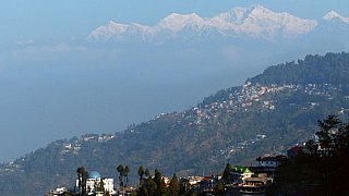 Ausblick auf der Toy Train Fahrt von Darjeeling nach Ghoom - West-Bengalen: Landschaft