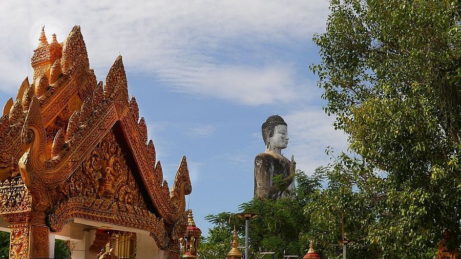 Ek Phnom Pagode und Buddha - Kambodscha - Sehensw&uuml;rdigkeiten