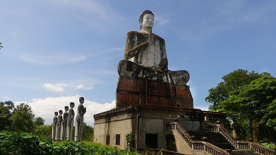 Gro&szlig;er Buddha von Ek Phnom - Kambodscha - Sehensw&uuml;rdigkeiten