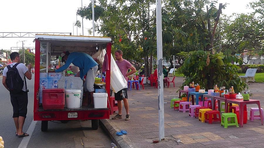 Imbissstand in Kampong Chhnang - Kambodscha - Land und Leute