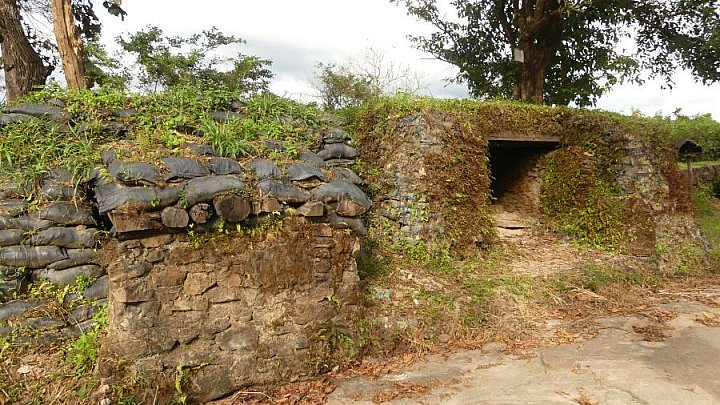 Befestigungsanlage an der Grenze zu Thailand - Kambodscha - Sehensw&uuml;rdigkeiten