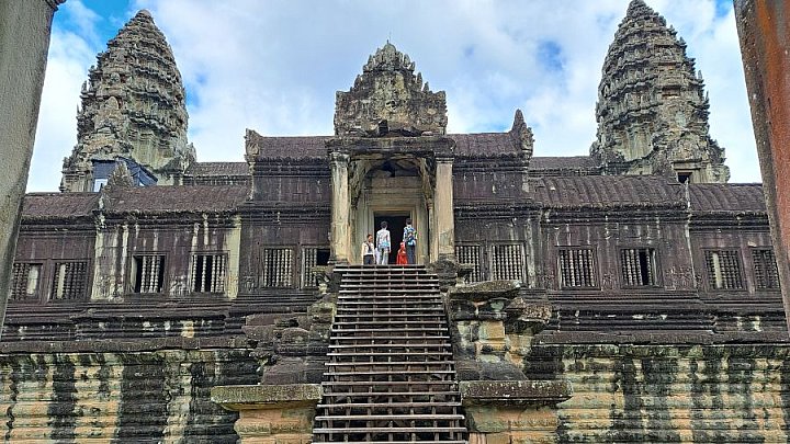 Aufgang zur dritten Terrasse von Angkor Wat - Kambodscha - Sehensw&uuml;rdigkeiten