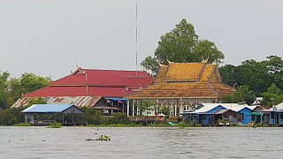 Schwimmender Tempel auf dem Tonle Sap - Kambodscha - Land und Leute
