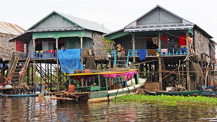 Stelzendorf am Tonle Sap - Kambodscha - Land und Leute
