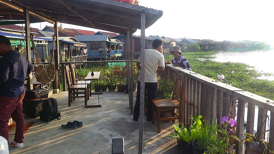 Veranda des ST63 Homestay in Kampong Khleang - Kambodscha - Essen und Schlafen